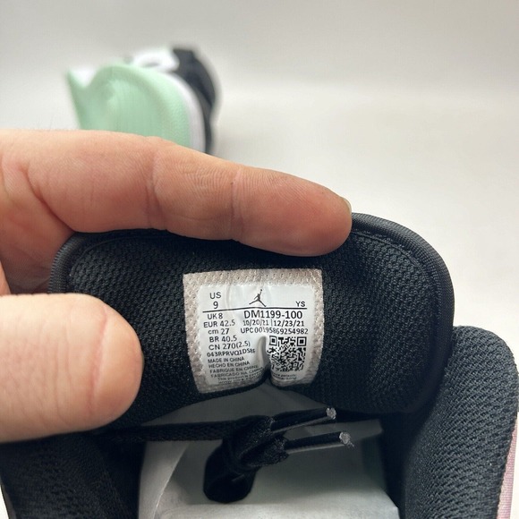 Nike Shoes Air Jordan 1 Low SE Retro “Pastel Tie-Dye” 2024 - Picture 8 of 8